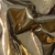 J&C Liquid Lame Gold Bredde: 107cm, Vekt: 125 g/m2 
